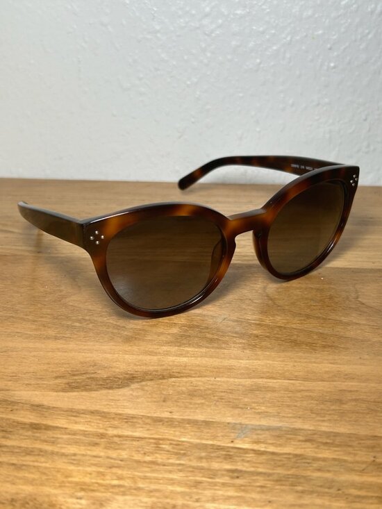 Chloe Round Tortoiseshell Sunglasses